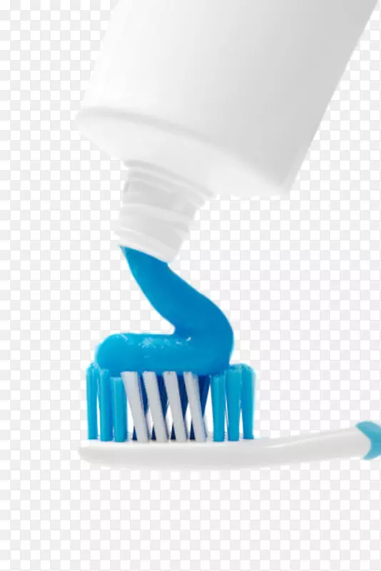 白色包装的牙膏管和牙刷实物