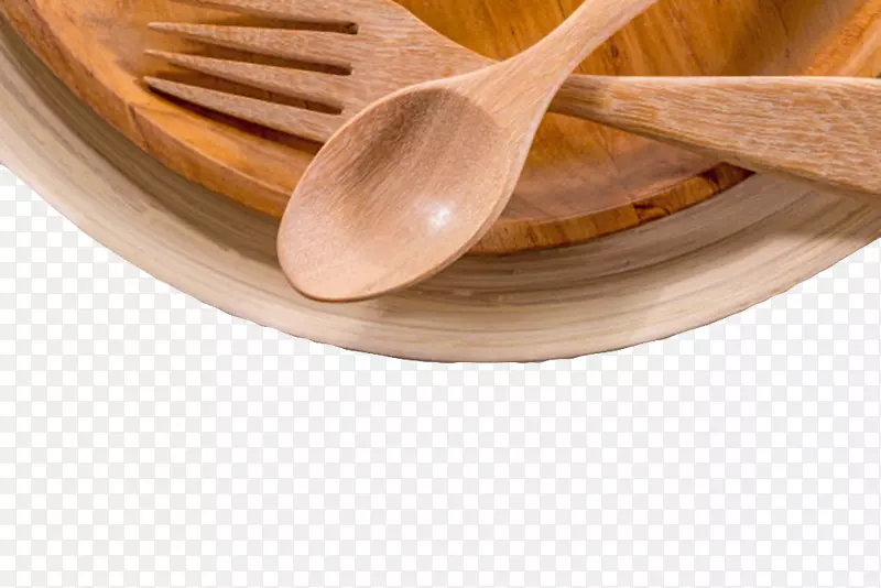 深棕色木质纹理盛着勺子叉子的圆