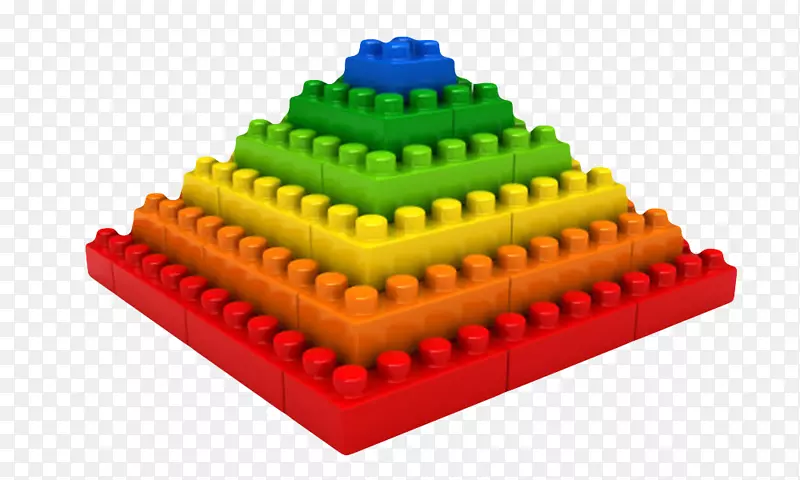 玩具组成金字塔的塑料积木实物