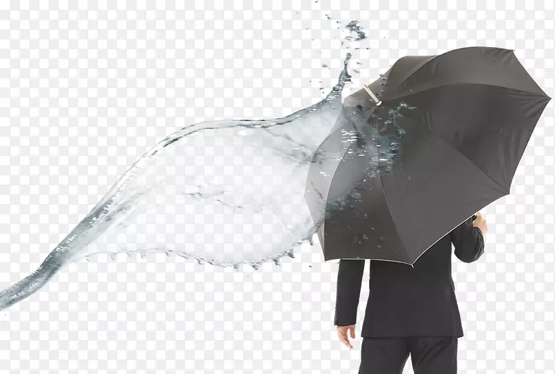 打伞的商务人士和水花