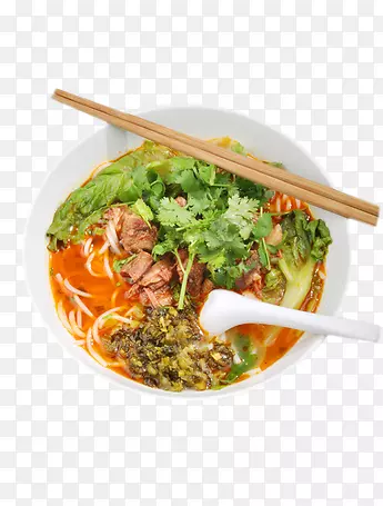 调好的酸辣牛肉过桥米线