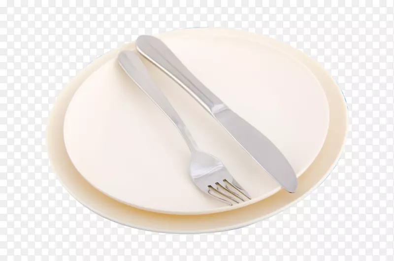 干净的餐具刀叉盘子
