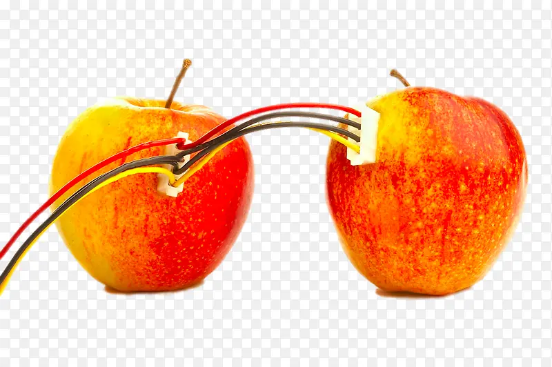 通过电线相连的苹果