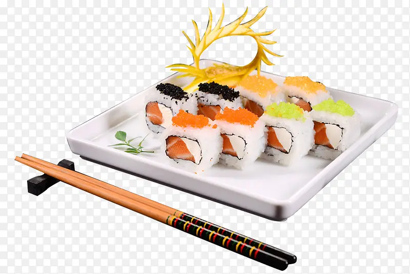 白瓷盘里的寿司卷