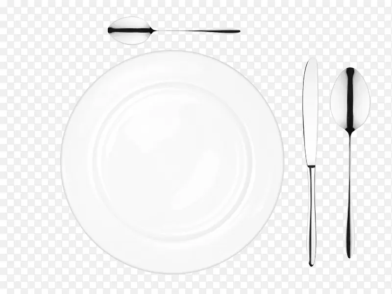 白色碟子和刀和不锈钢汤勺实物