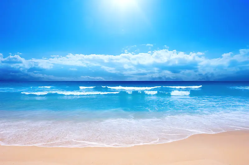 夏日沙滩蓝色天空阳光白云