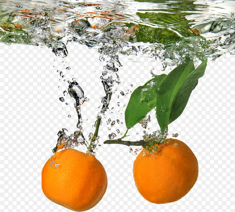 掉水里的橘子