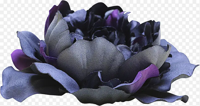仿真绽放的蓝紫色花朵