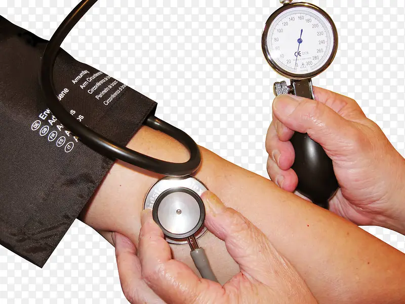 正在测量血压的人