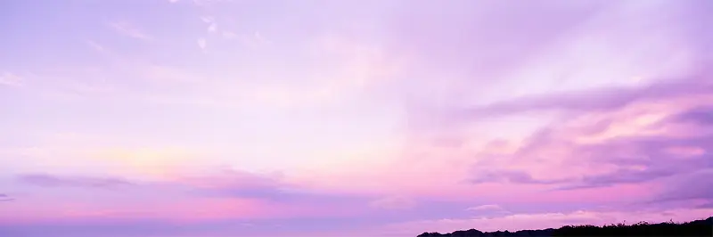 紫色的天空背景