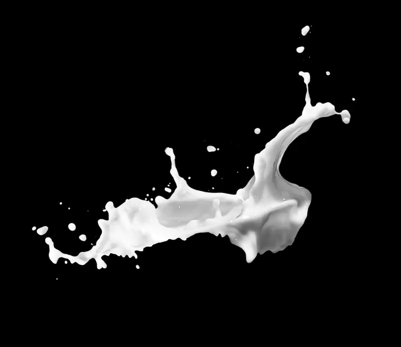 飞溅的白色牛奶