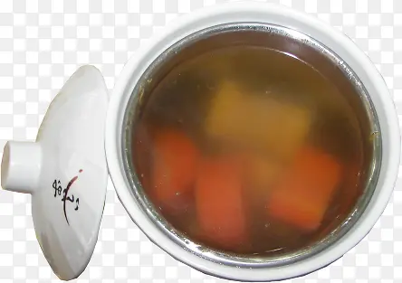 红萝卜玉米炖龙骨汤