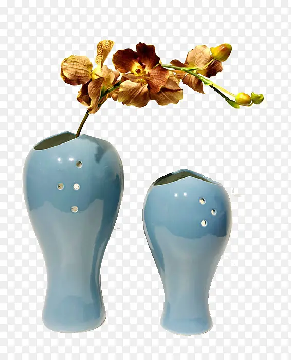 创意陶瓷里的干花