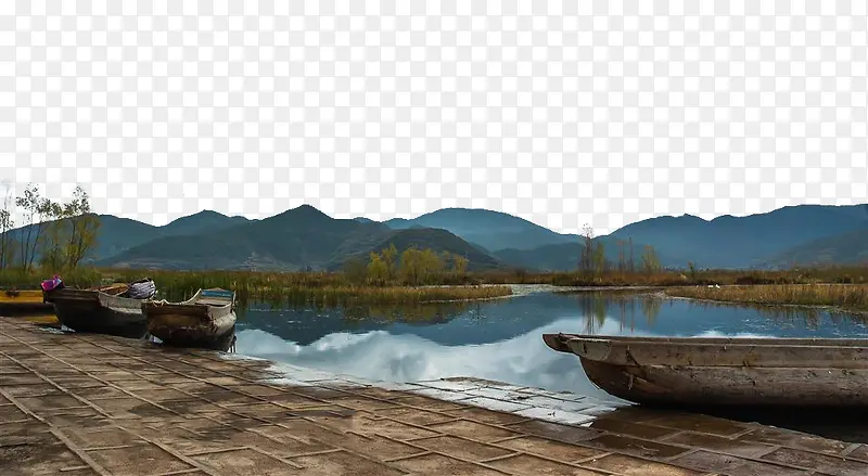 四川泸沽湖岸边的猪槽船