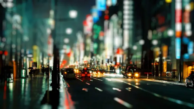 繁华的城市街道夜景