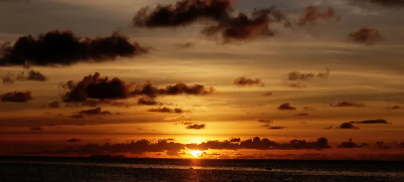 夕阳太阳海报背景