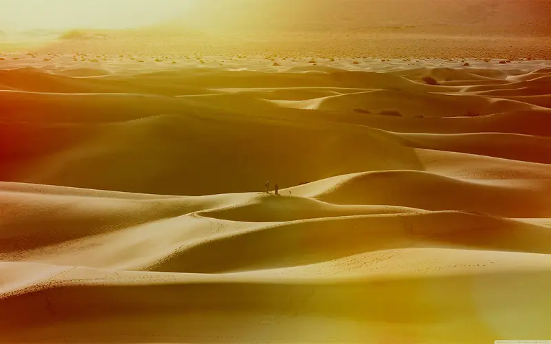 黄色梦幻荒芜的沙漠