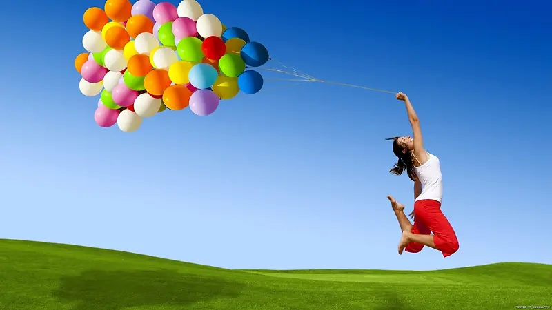 草原热气球人物造型背景图片