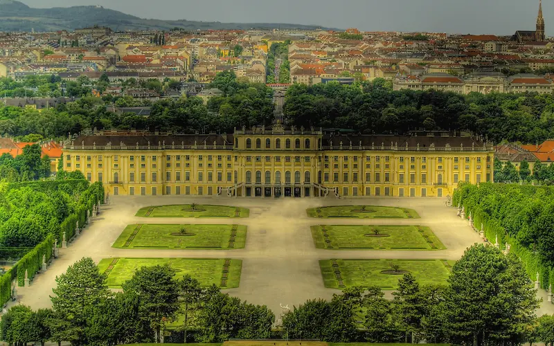 维也纳城堡宫殿城市风光