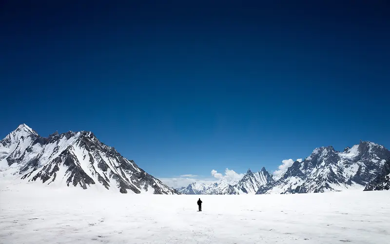 雪山滑雪冬天背景