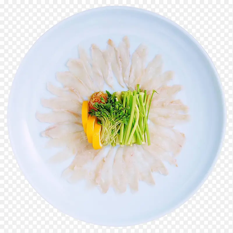 白色圆盘里的生鱼片