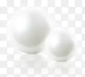 白色圆润珍珠