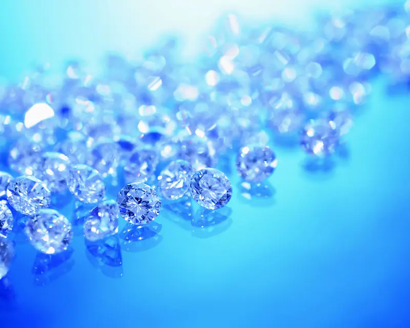 蓝色透明奢华钻石