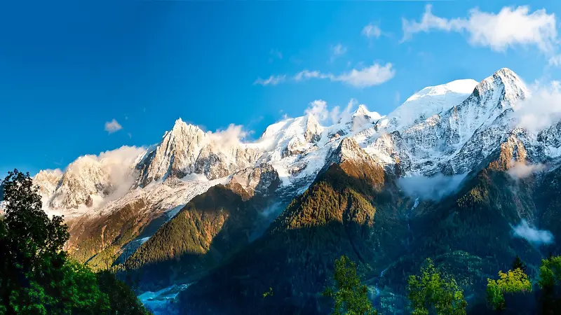 雪山山脉海报背景