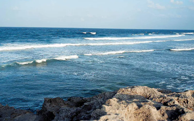 海水海波岩石蓝色