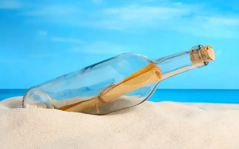 沙滩蓝色海洋漂流瓶