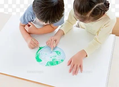 小孩画画