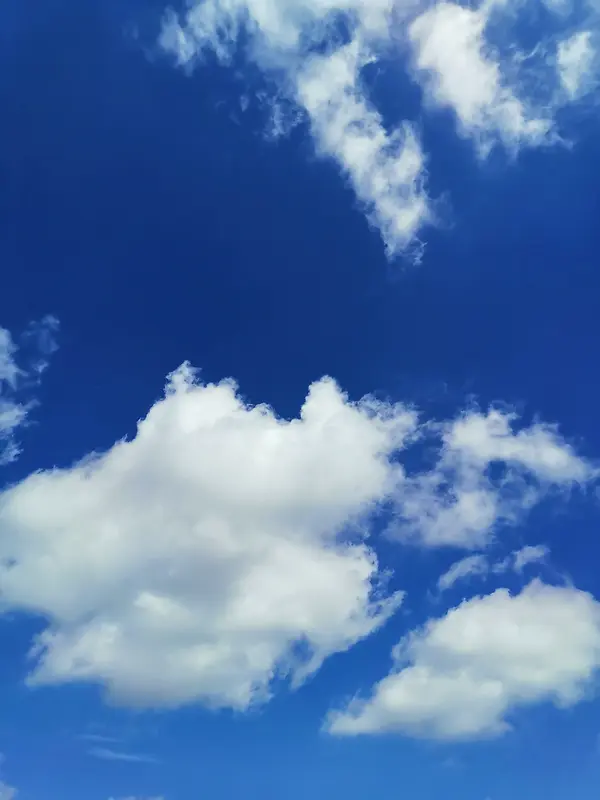 蓝天白云天气极好晴空万里