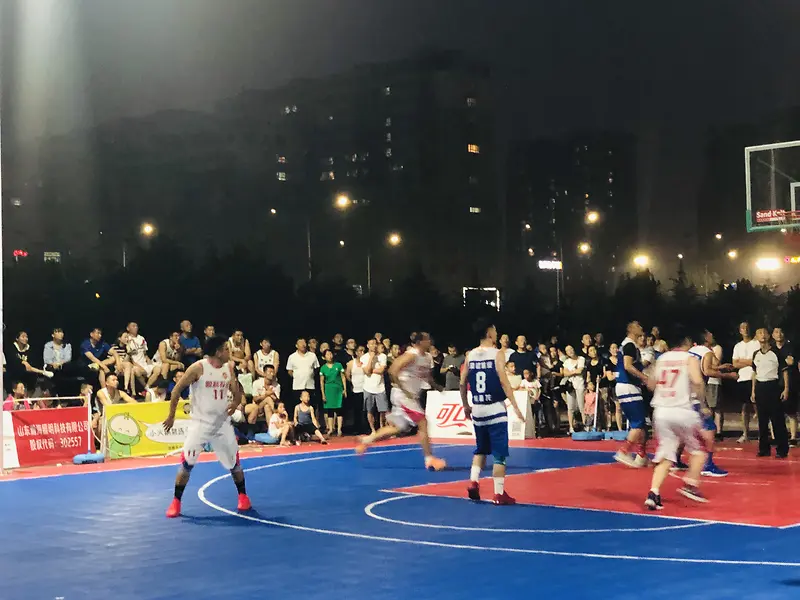 业余篮球赛在潍坊  7