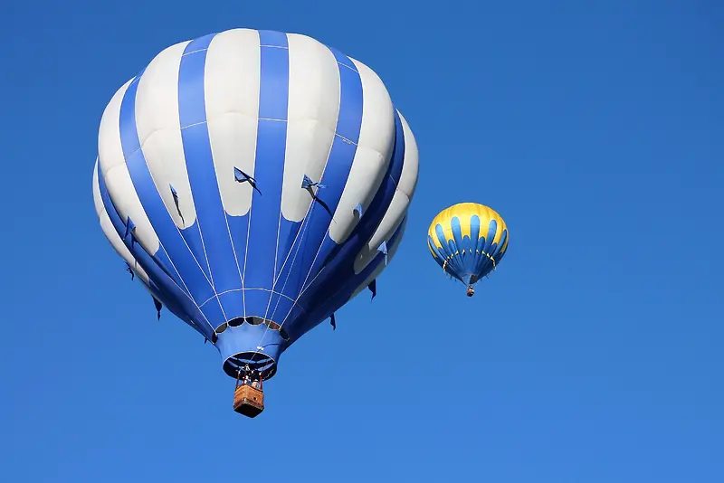 热气球 背景 天空 白云 飞翔6