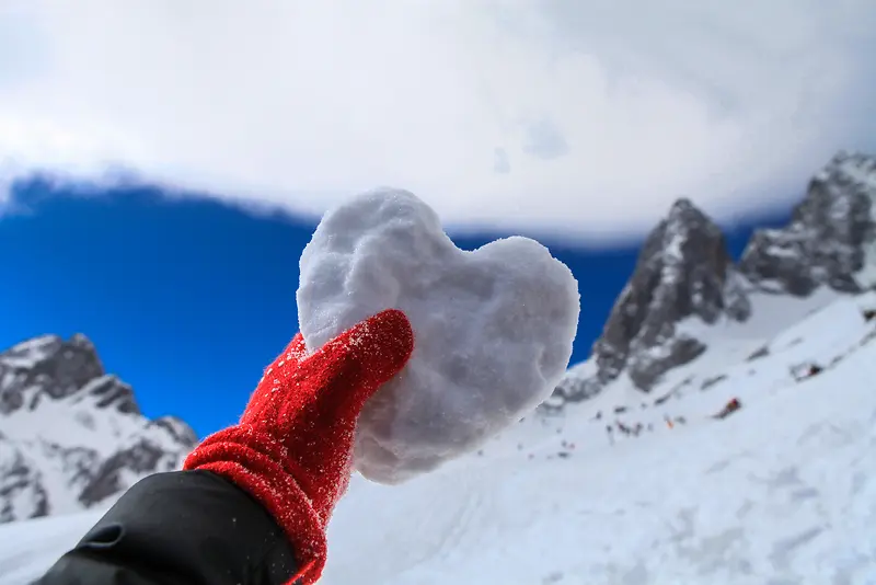 玉龙雪山爱心雪饼