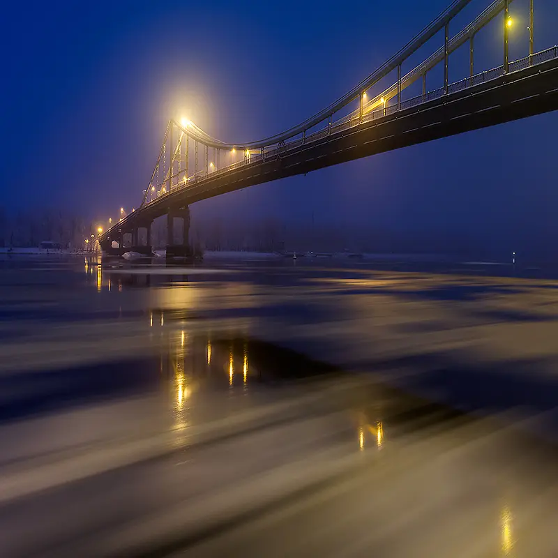 黄昏的高架桥
