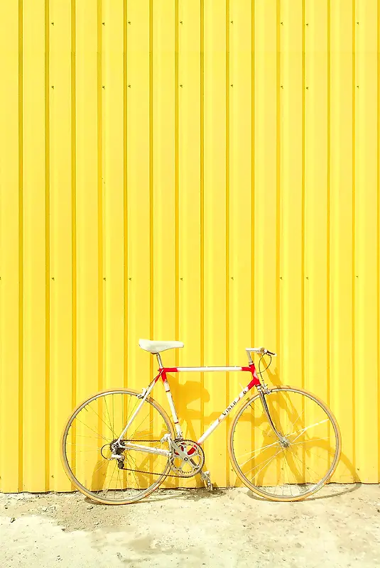 文艺自行车黄色海报背景