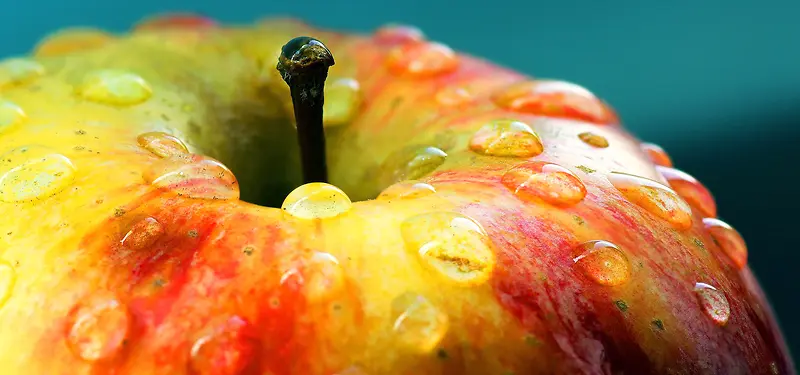 微距苹果水滴摄影