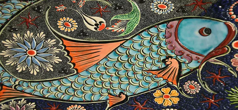 蓝鱼的陶瓷艺术品图片