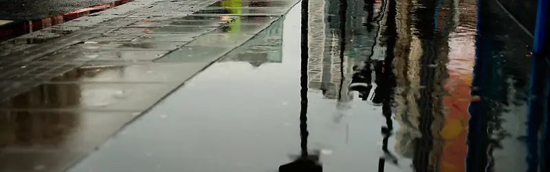 路面倒影背景图