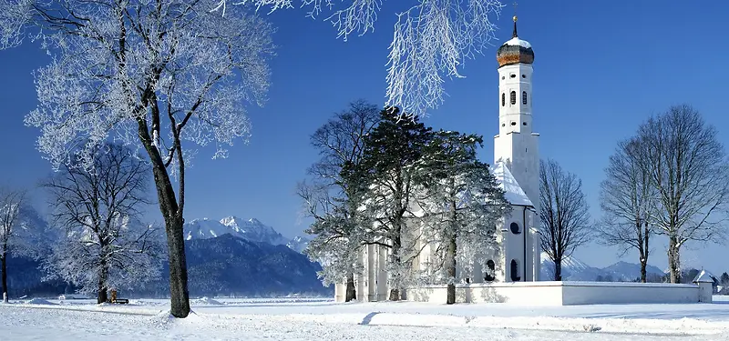 雪景下的城堡