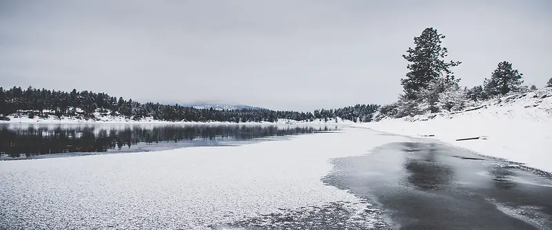 淘宝羽绒服冬季雪景背景banner