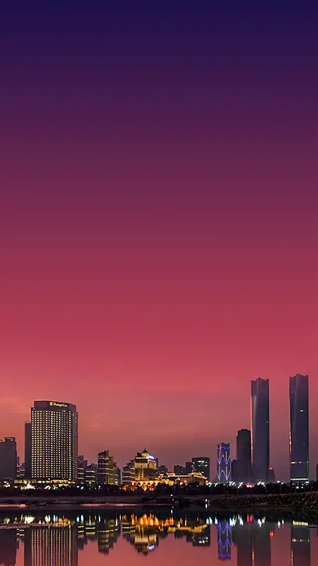 紫色渐变城市夜景H5背景素材