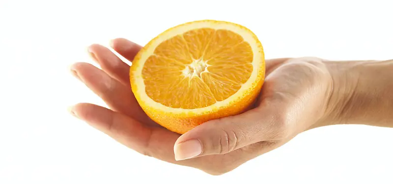 手捧橙子