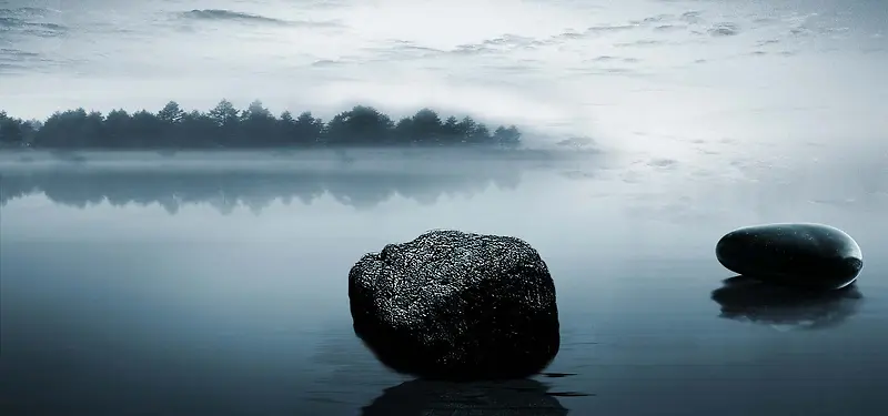 湖面石头背景