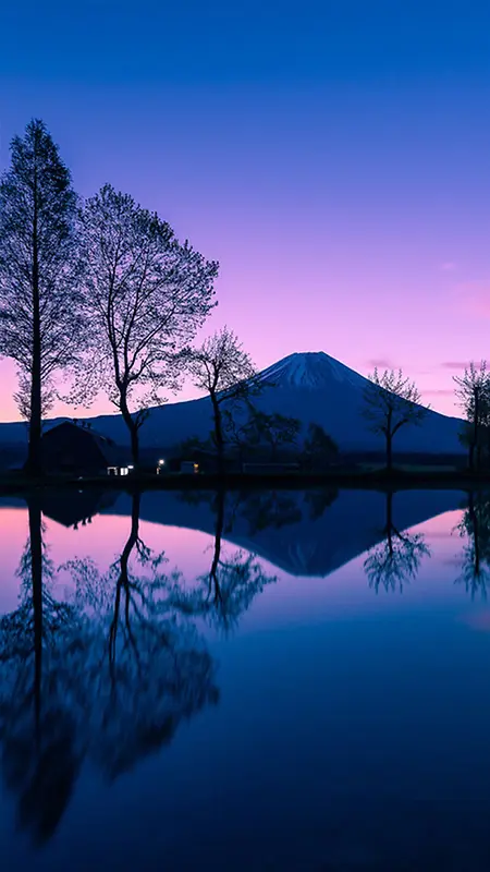 黄昏雪山倒影H5背景