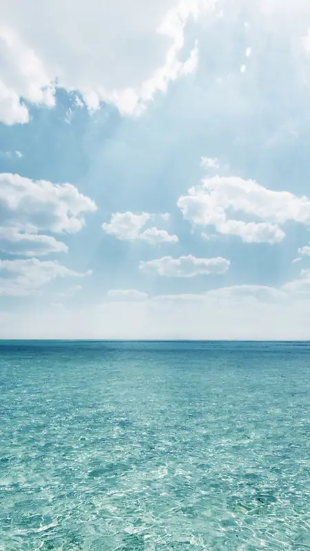 蔚蓝的天空和大海H5背景素材