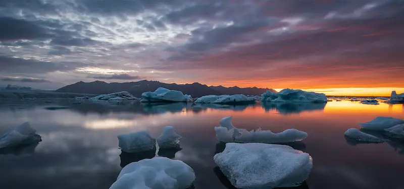 冰原黄昏背景图