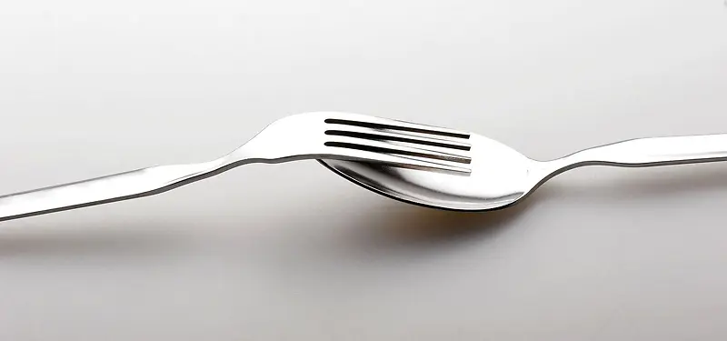 不锈钢餐具质感叉子勺子美食背景