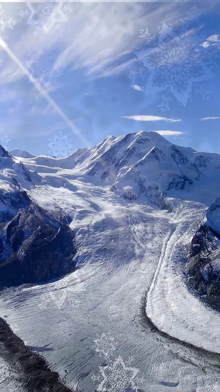 高山积雪背景